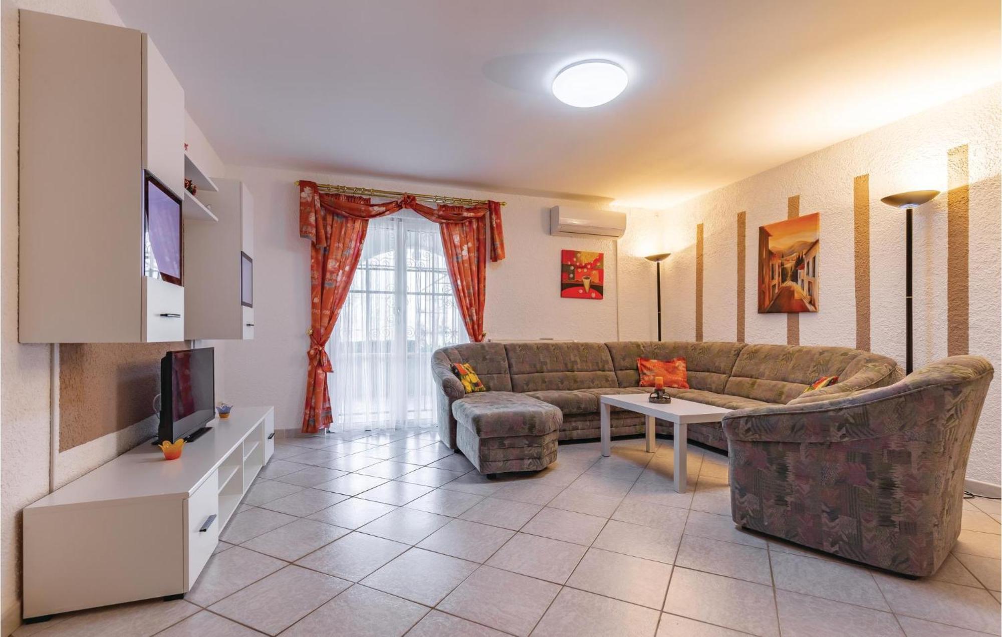 3 Bedroom Awesome Apartment In Pavicini 외부 사진