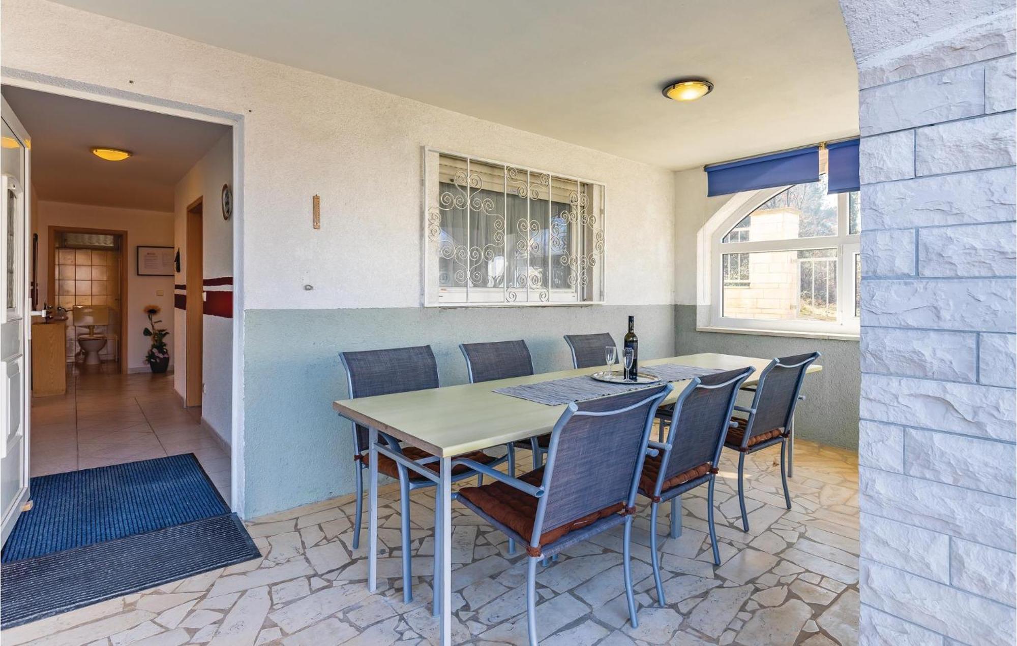 3 Bedroom Awesome Apartment In Pavicini 외부 사진