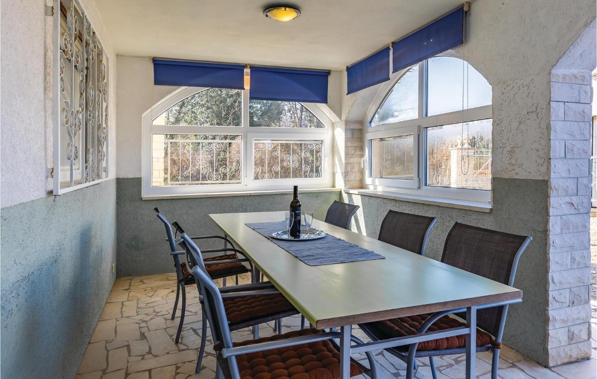 3 Bedroom Awesome Apartment In Pavicini 외부 사진