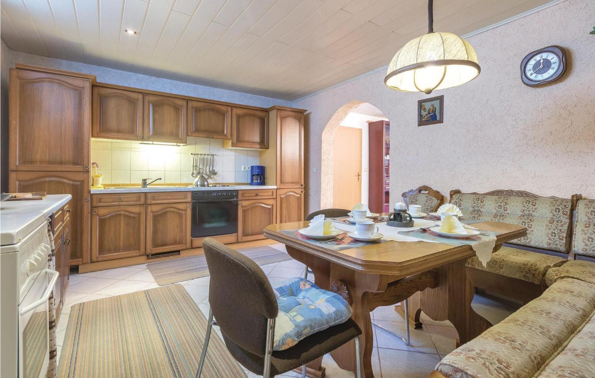 3 Bedroom Awesome Apartment In Pavicini 외부 사진